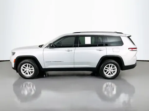 More photos of 2023 Jeep Grand Cherokee L Laredo at Clement Pre-Owned, MO