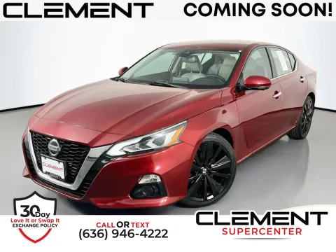 Red 2020 Nissan Altima 2.0 Platinum for sale in Florissant, MO