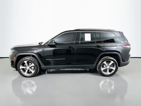 More photos of 2022 Jeep Grand Cherokee 4xe at Clement Pre-Owned, MO