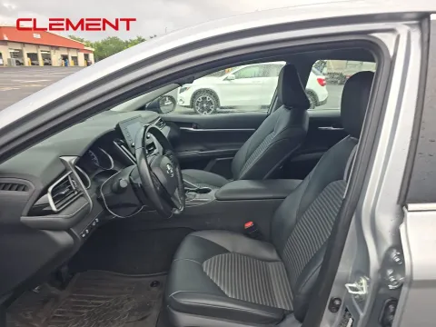 More photos of 2023 Toyota Camry SE at Clement Pre-Owned, MO