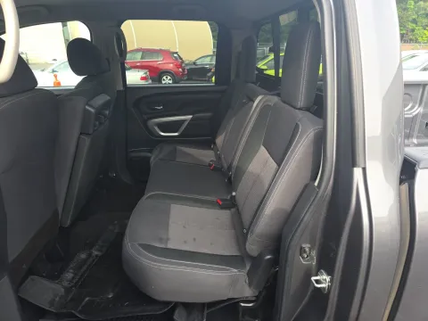 More photos of 2022 Nissan Titan SV at Clement Pre-Owned, MO