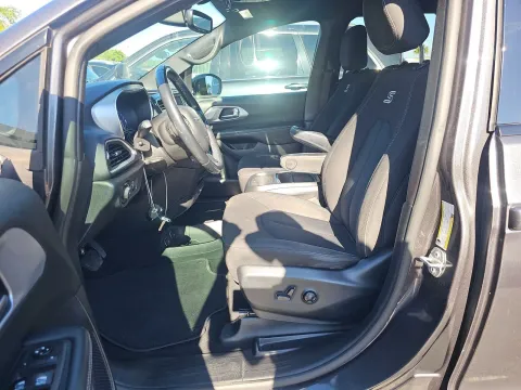 Another view of 2020 Chrysler Pacifica Touring for sale in Florissant, MO at Clement Pre-Owned