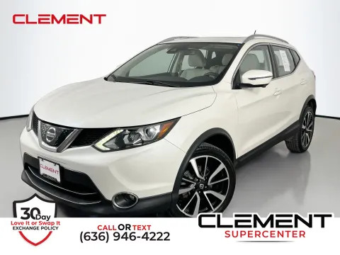 White 2018 Nissan Rogue Sport SL for sale in Florissant, MO