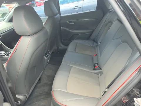 More photos of 2023 Hyundai Sonata SEL Plus at Clement Pre-Owned, MO