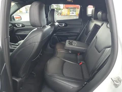 More photos of 2022 Jeep Compass Latitude at Clement Pre-Owned, MO
