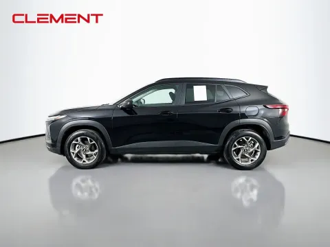 More photos of 2025 Chevrolet Trax LT at Clement Pre-Owned, MO