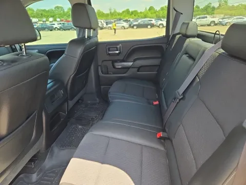 More photos of 2015 GMC Sierra 1500 SLE at Clement Pre-Owned, MO