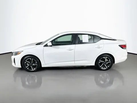 More photos of 2024 Nissan Sentra SV at Clement Pre-Owned, MO