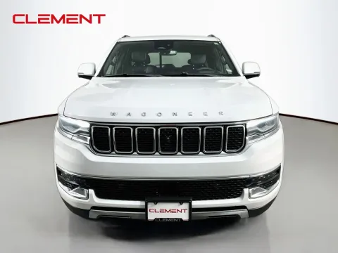 Another view of 2022 Jeep Wagoneer Series III for sale in Florissant, MO at Clement Pre-Owned