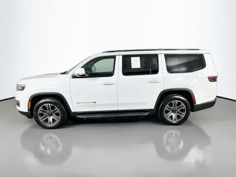 More photos of 2022 Jeep Wagoneer Series III at Clement Pre-Owned, MO