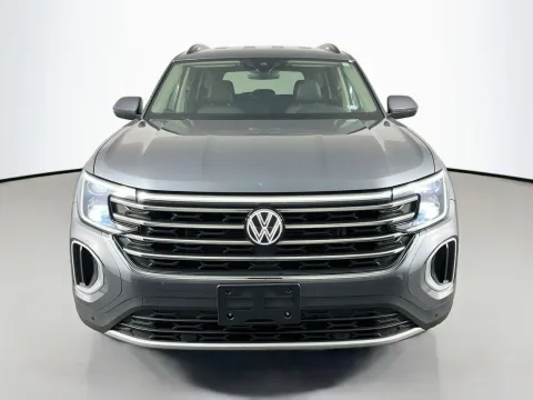 Photos of 2025 Volkswagen Atlas 2.0T SE w/Technology for sale in Florissant, MO at Clement Pre-Owned