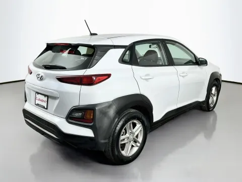 More photos of 2021 Hyundai Kona SE at Clement Pre-Owned, MO