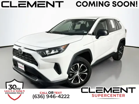 White 2022 Toyota RAV4 LE for sale in Florissant, MO