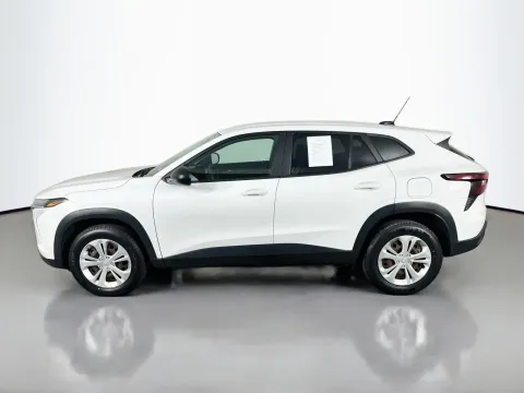 More photos of 2024 Chevrolet Trax LS at Clement Pre-Owned, MO