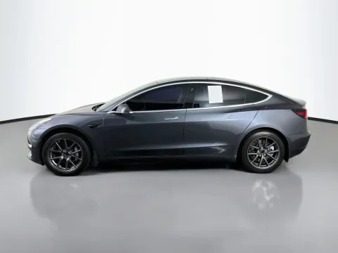 More photos of 2019 Tesla Model 3 Standard Range Plus at Clement Pre-Owned, MO