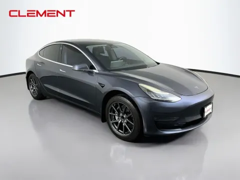 More photos of 2019 Tesla Model 3 Standard Range Plus at Clement Pre-Owned, MO