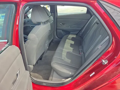 More photos of 2025 Hyundai Elantra SEL Convenience at Clement Pre-Owned, MO