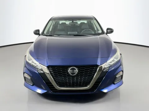 Photos of 2019 Nissan Altima 2.5 SR for sale in Florissant, MO at Clement Pre-Owned