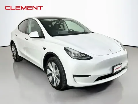 More photos of 2023 Tesla Model Y Long Range at Clement Pre-Owned, MO