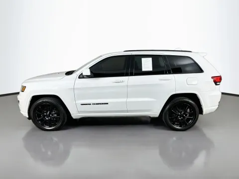 More photos of 2020 Jeep Grand Cherokee Altitude at Clement Pre-Owned, MO