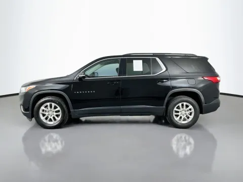 More photos of 2020 Chevrolet Traverse LT at Clement Pre-Owned, MO