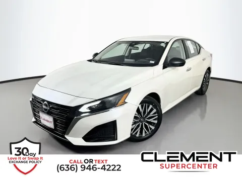 White 2025 Nissan Altima 2.5 SV for sale in Florissant, MO