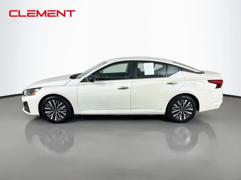 More photos of 2025 Nissan Altima 2.5 SV at Clement Pre-Owned, MO