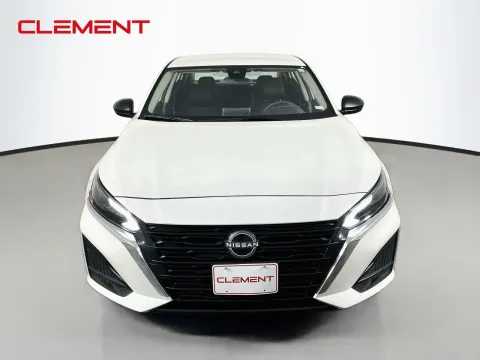 Another view of 2025 Nissan Altima 2.5 SV for sale in Florissant, MO at Clement Pre-Owned