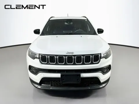 Another view of 2025 Jeep Compass Latitude for sale in Florissant, MO at Clement Pre-Owned