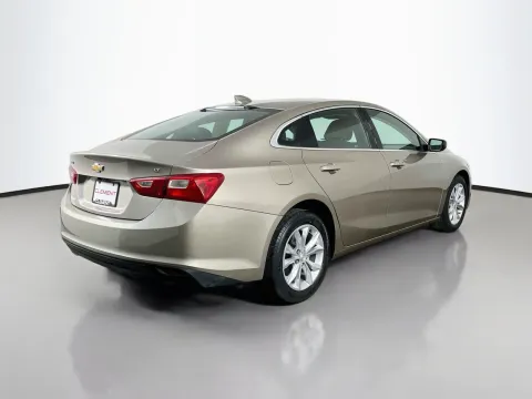 More photos of 2023 Chevrolet Malibu LT at Clement Pre-Owned, MO