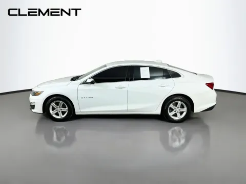 More photos of 2024 Chevrolet Malibu LT at Clement Pre-Owned, MO