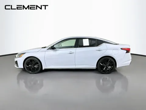 More photos of 2023 Nissan Altima 2.5 SR at Clement Pre-Owned, MO