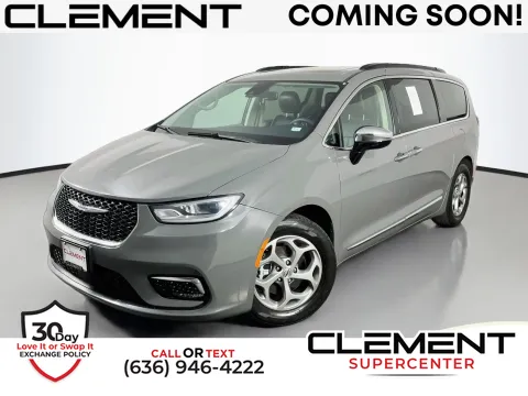 Gray 2023 Chrysler Pacifica Limited for sale in Florissant, MO