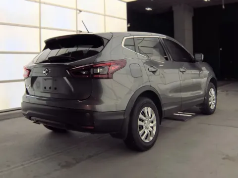 More photos of 2020 Nissan Rogue Sport S at Clement Pre-Owned, MO