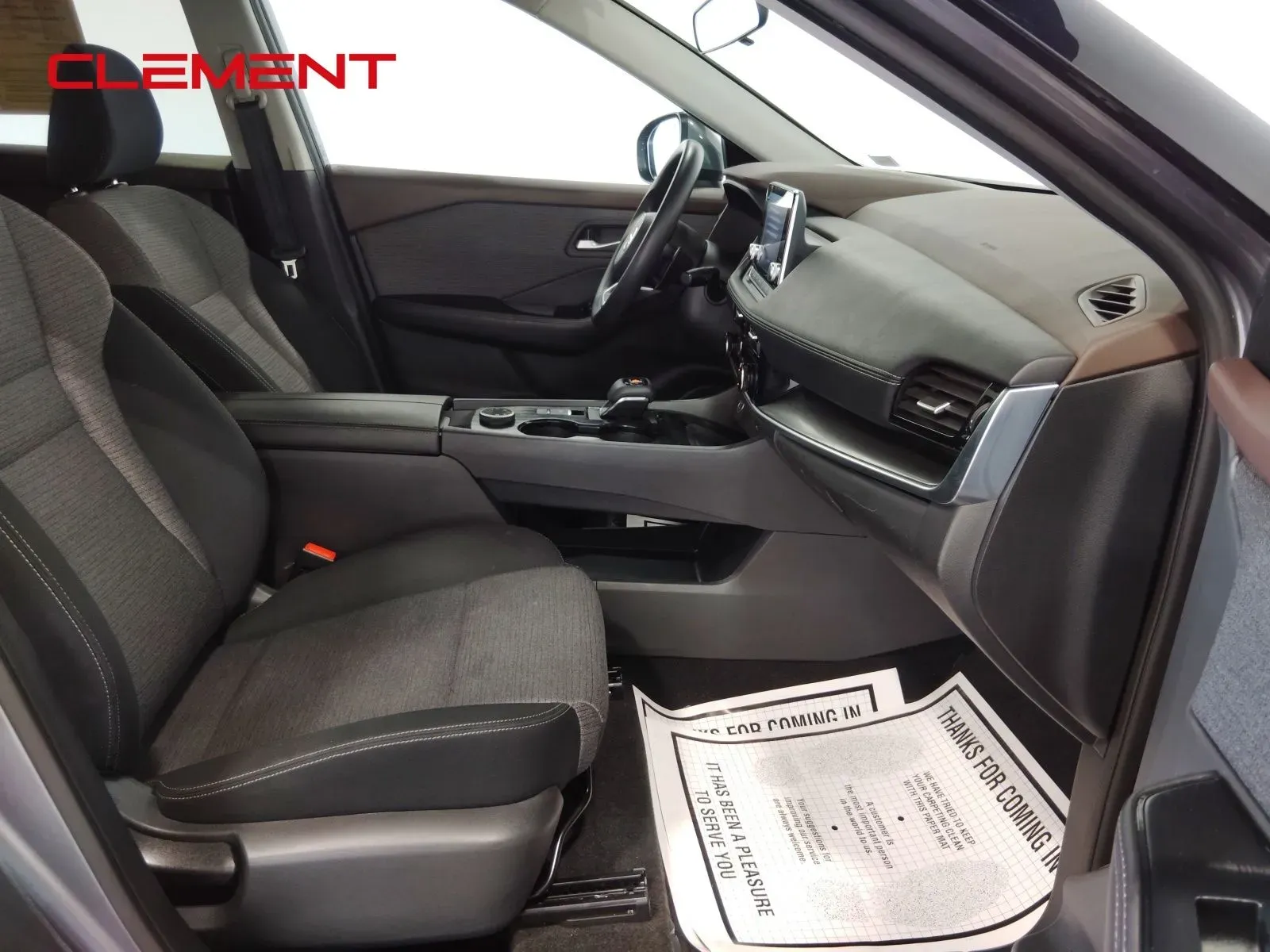 2021 Nissan Rogue SV - Photo 34