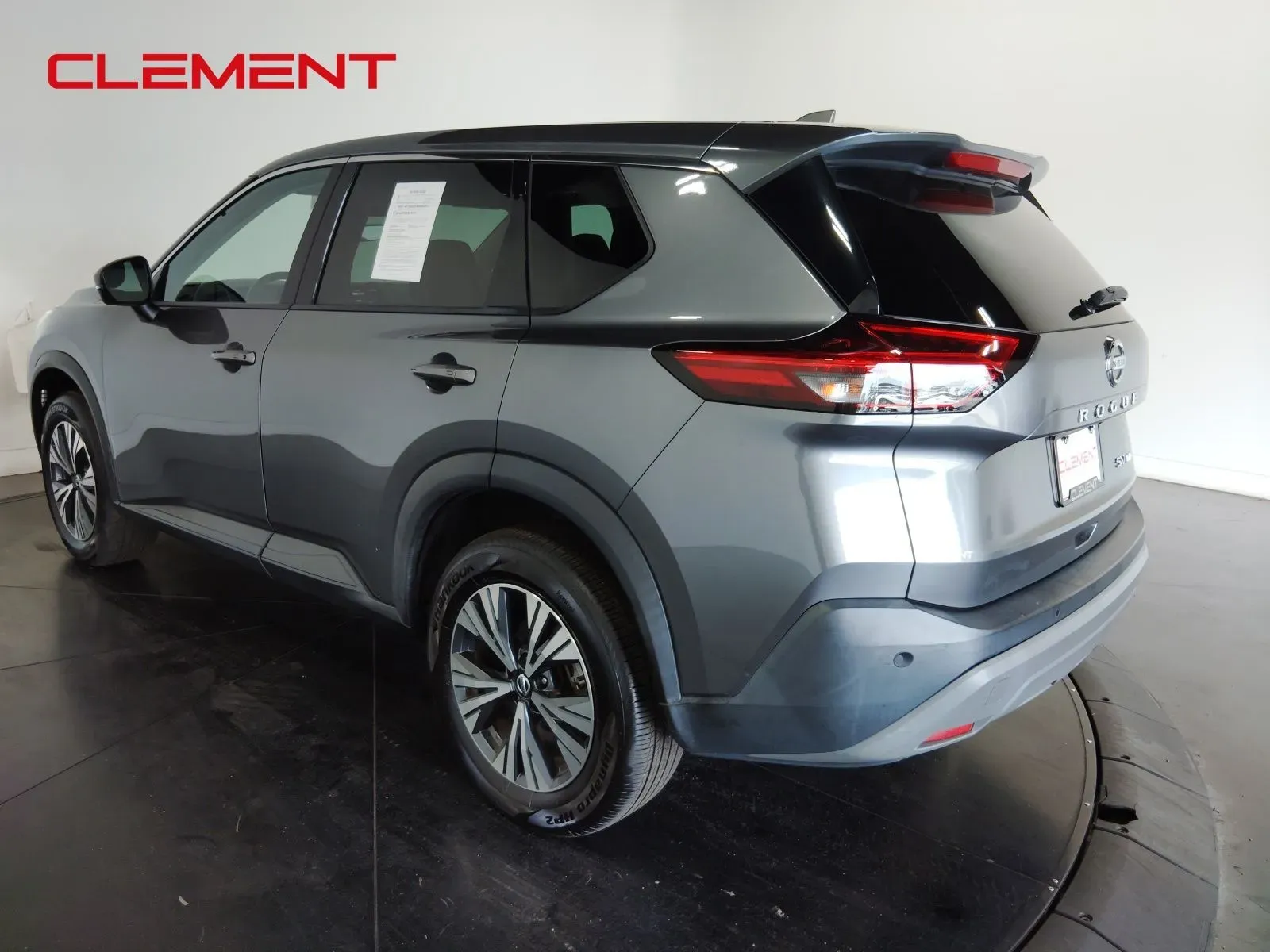 2021 Nissan Rogue SV - Photo 8