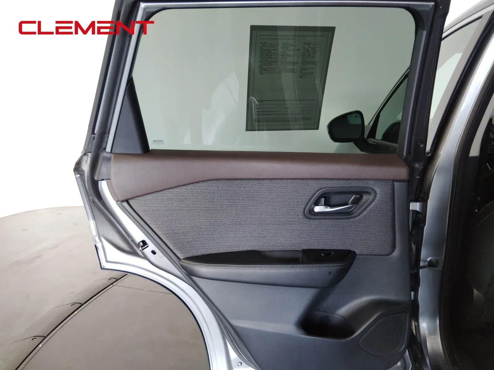 2021 Nissan Rogue SV - Photo 27