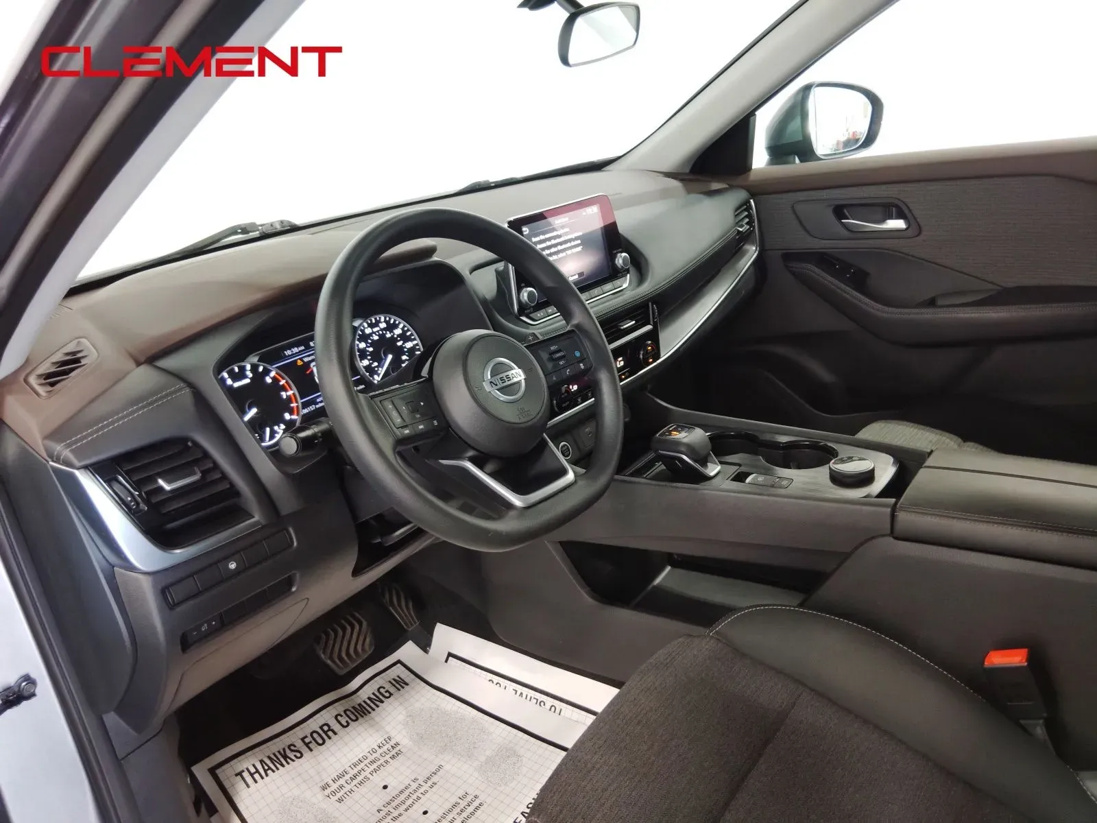 2021 Nissan Rogue SV - Photo 25