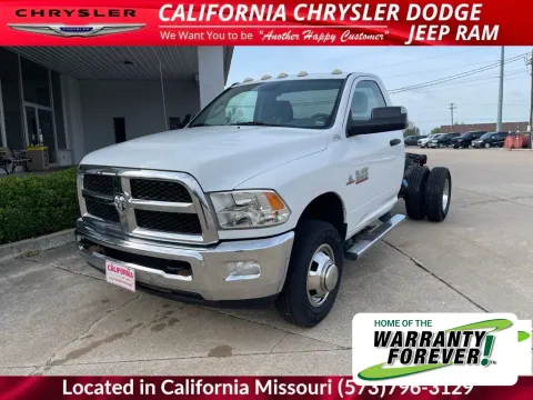 White 2015 Ram 3500 Tradesman for sale in California, MO