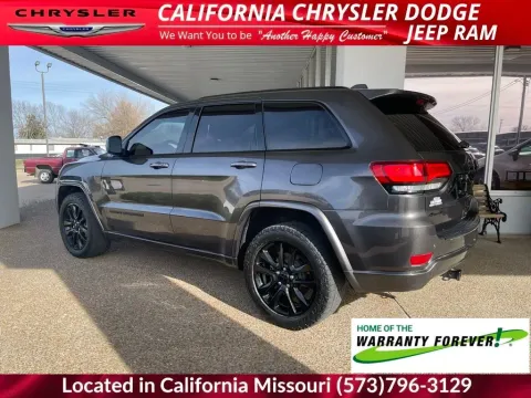 More photos of 2019 Jeep Grand Cherokee Altitude at California CDJR, MO