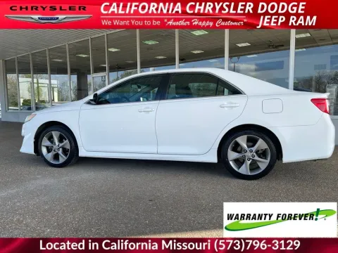 More photos of 2014 Toyota Camry SE at California CDJR, MO