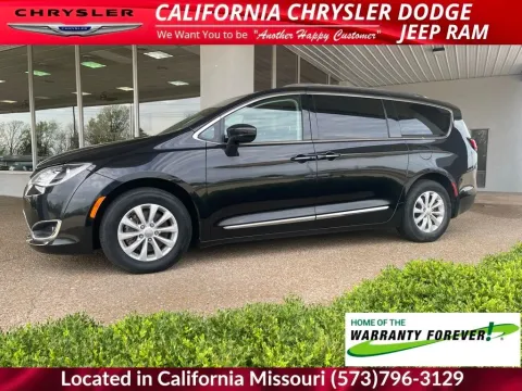 More photos of 2018 Chrysler Pacifica Touring L Plus at California CDJR, MO