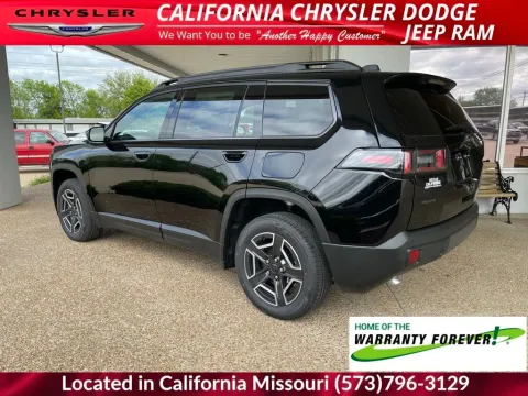 More photos of 2026 Jeep Cherokee Laredo at California CDJR, MO