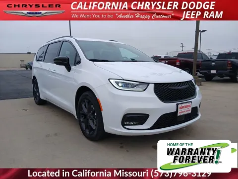 White 2026 Chrysler Pacifica Select for sale in California, MO