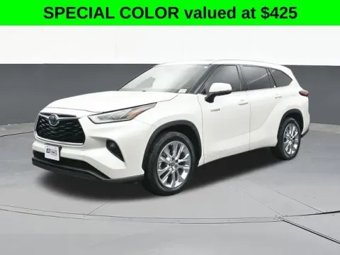 More photos of 2020 Toyota Highlander Hybrid Limited at Jim Norton T-Town Chevrolet, OK