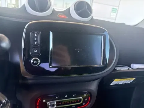 More photos of 2017 smart Fortwo at Jim Norton T-Town Chevrolet, OK