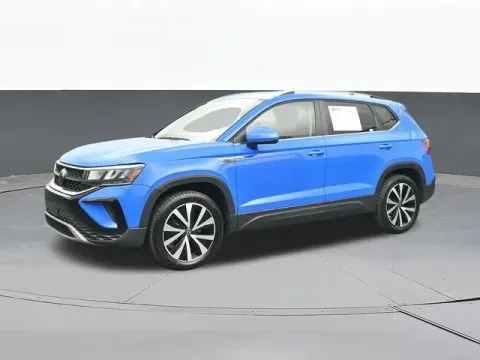 More photos of 2023 Volkswagen Taos 1.5T SE at Jim Norton T-Town Chevrolet, OK