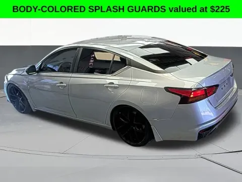 More photos of 2022 Nissan Altima 2.5 SR at Jim Norton T-Town Chevrolet, OK