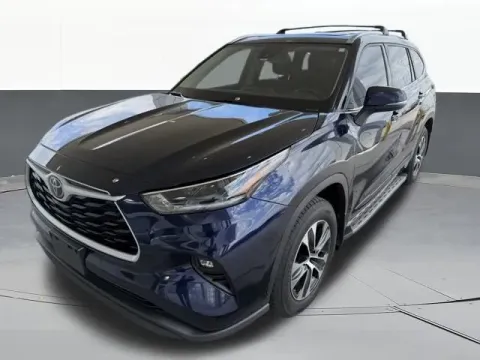 More photos of 2021 Toyota Highlander XLE at Jim Norton T-Town Chevrolet, OK