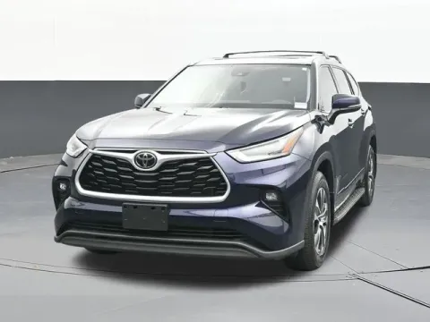 Photos of 2021 Toyota Highlander XLE for sale in Tulsa, OK at Jim Norton T-Town Chevrolet